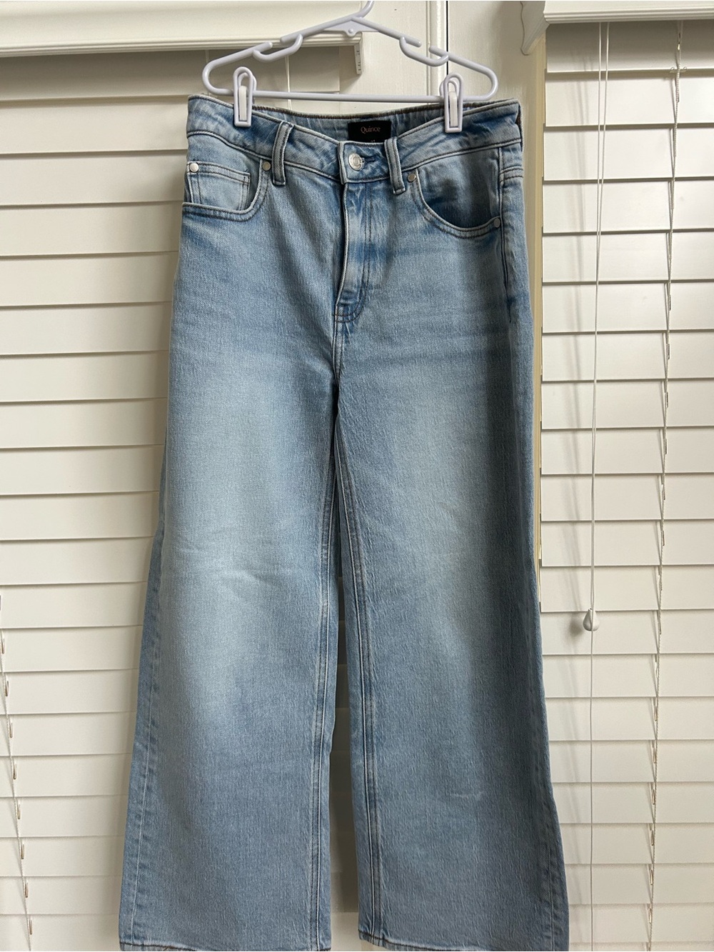 Light Wash Wide Leg Jeans - Light Blue